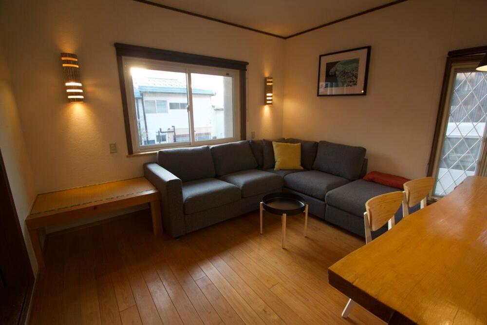 Ferienwohnung Akari House Swiss Bakery Nozawaonsen Exterior foto